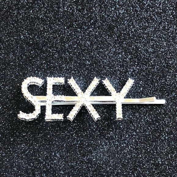 • SEXY • Crystal Hair Clip 💎 - Picture 3 of 5